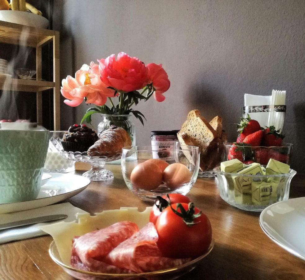 House Of Frames Bed and Breakfast Milano Eksteriør billede
